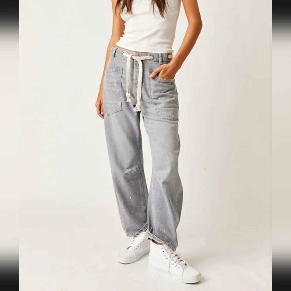 FREE PEOPLE Moxie Low Slung Barrel Gray. NWT MSRP $148. SIZE 30